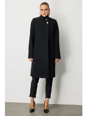 Ekol Kadın Kendinden Desenli Siyah Manto 06051