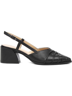 Celal Gültekin Kadın Siyah Kalın Topuklu Deri Ayakkabı