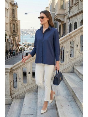 Lela Pamuklu Regular Fit Iliklenebilen Yırtmaç Detaylı Gömlek Bayan Gömlek 6772920