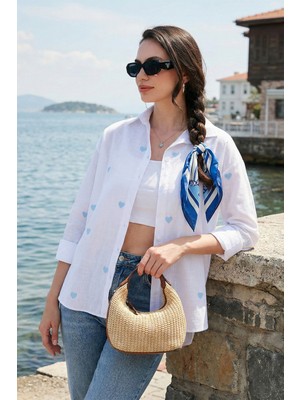 Lela Pamuk ve Keten Karışımlı Regular Fit Kalp Baskılı Gömlek Bayan Gömlek 6779932