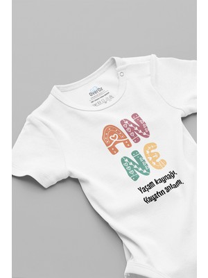 Overoz Hayatın Anlamı Anne Baskılı Kısa Kollu Beyaz Bebek Body Zıbın 5180