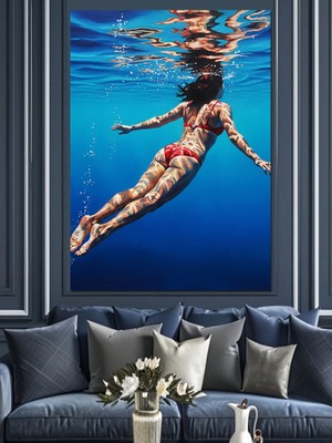 Tablomega Suda Uzanmış Yüzen Kadın Dekoratif Kanvas - Mdf Ahşap Tablo