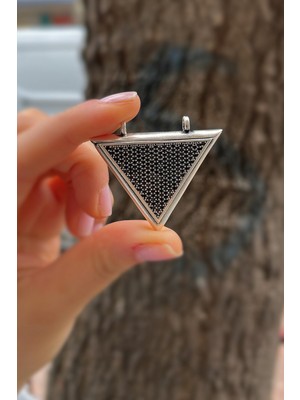 Erer Gümüş Gümüş 4 cm x 4,5 cm Siyah Taşlı Muskalık Dua Kabı