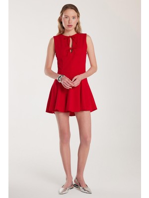 Tudors Kadın Regular Fit Klasik Kesim Boyun Bağlama Detaylı Mini kırmızı Elbise