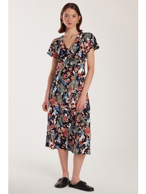 Tudors Kadın Standart Fit Viskon V Yaka Midi Elbise