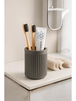 Storemax Serisi Gri Banyo Seti, 3 Parça Oval Akrilik Sabunluk Fırçalık ve Sıvı Sabunluk Takımı - 3319