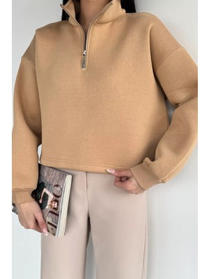 Gülseli Kadın Polo Yaka Yarım Fermuarlı Şardonlu Sweatshirt P-00020383