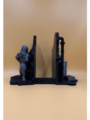 Siyah Barikat-Asker Kitap Standı / Verslab Print