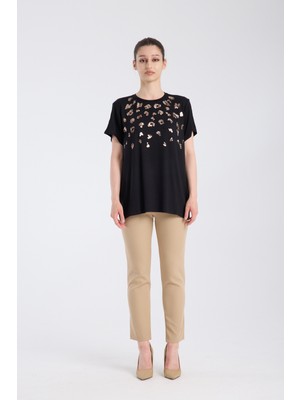 Vita Fortuna Payet Desenli Rahat Kesim Kadın Tişört - VK0030