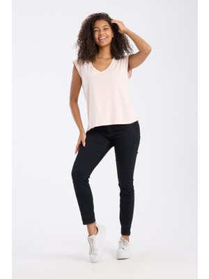 Vita Fortuna V Yaka Rahat Kalıp Basic Kadın T-Shirt - VK0075