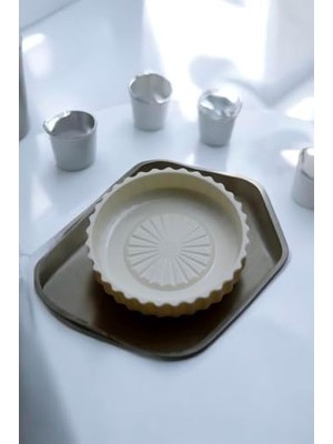 Storemax 3 Parça Sert Plastik Banyo Seti/sıvı Sabunluk, Diş Fırçalık ve Katı Sabunluk-Krem