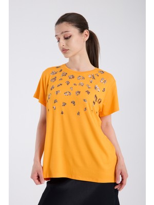 Vita Fortuna Payet Desenli Rahat Kesim Kadın Tişört - VK0030