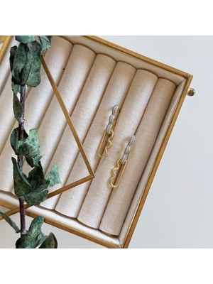 Alice İsstanbul Taşlı Dalgalı Tasarım Küpe