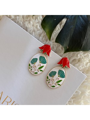 Alice İsstanbul Marka Mineli Çiçek Küpe