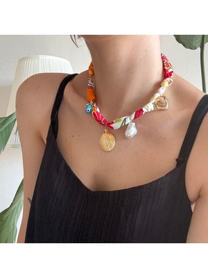 Alice İsstanbul Renkli Fular Charmlı Kolye