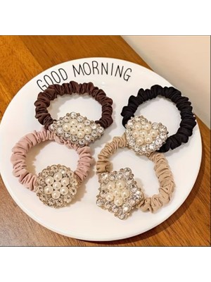 TrendyChic 4'lü Broş Detaylı Lastik Toka