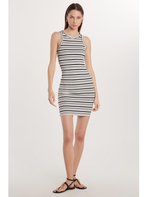 Tudors Kadın Slim Fit Dar Kesim Sıfır Kol Bisiklet Yaka Çizgili Elbise