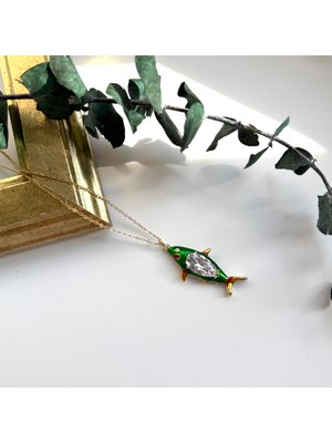 Alice İsstanbul Çelik Yeşil Taşlı Balık Kolye