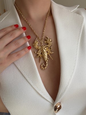 Alice İsstanbul Gold Mat Akrep Kolye