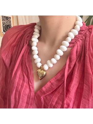 Alice İsstanbul Beyaz Boncuklu Gold Bombe Kalp Kolye