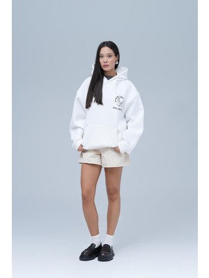 Saw Urbanity Beyond The Frame Oversize Sweatshirt Kadın Ekru