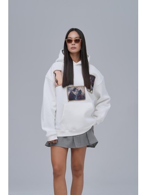 Saw Urbanity Layers Of Awakening Oversize Sweatshirt Kadın Ekru