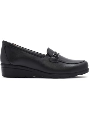 Derimod Kadın Siyah Tokalı Dolgu Topuklu Deri Comfort Loafer 26PFD410018