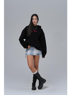 Saw Urbanity Calligraphy Carpet Oversize Sweatshirt Kadın Siyah