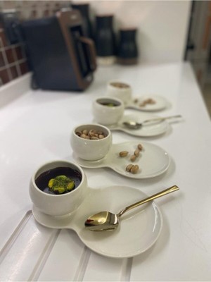 UltraMint Şık ve Dayanıklı Porselen Sunum Kasesi, Sofralarınıza Zarafet Katar