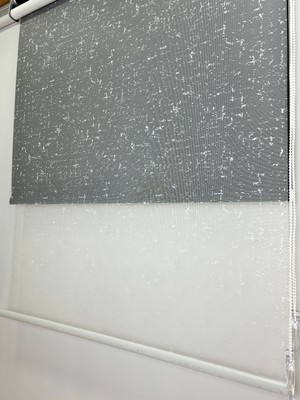 Çift Mekanizmalı Kareli Desen Krem Tül Siyah Stor Aluminyum Sistem Ofis & Ev Perdesi