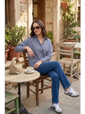 Lela Çizgili Oversize Fit Klasik Yaka Uzun Kollu Gömlek Bayan Gömlek 6925475