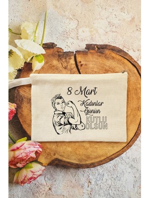 Pekshop Kadınlar Günü Hediyesi Kadının Gücü Baskılı Makyaj Çantası Clutch 15X21CM