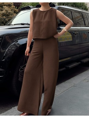 Kadın Ayrobin Kumaş Kolsuz Bluz ve Bol Paça Takım