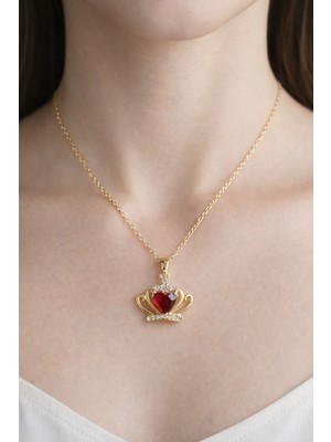 Houseki Kırmızı Kalpli Taç Çelik Kolye