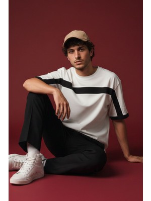 Moman Erkek Kontrast Şerit Detaylı Oversize Pamuk Tişört – Modern Günlük Stil