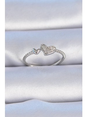 Clariss Ashwork Pirinç Gümüş Renk Zirkon Taşlı Kalp Model Kadın Yüzük 587455