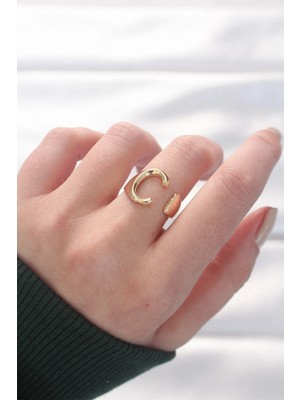 Clariss Ashwork C Harfli Altın Renk Ayarlanabilir Yüzük 587455
