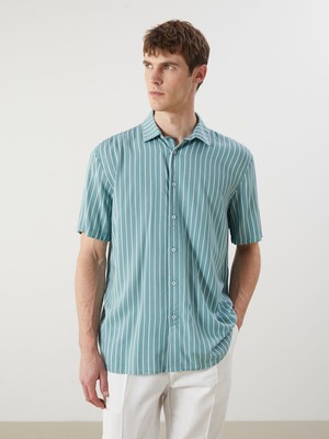 Lc Waikiki Yeni Sezon Regular Fit Kısa Kollu Çizgili Erkek Gömlek