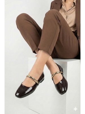 Nmoda Kadın Rugan Babet Altın Metal Bantlı Şık Mary Jane Ayakkabı