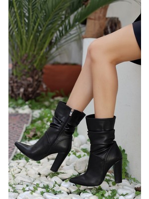 Erita Siyah Cilt Topuklu Çizme - Lisinya