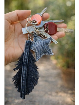 El Işçiliği Yaprak Yıldız Detaylı Denim Çanta Charm