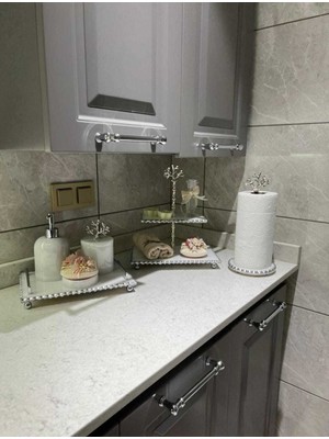 UltraMint Şık Beyaz Mermer Banyo Seti, 11 Parça, Havluluklar ve Vazo Detayları