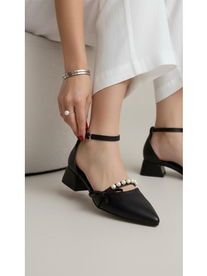 Kadın Arin Sivri Burun Bilekten Bağlamalı Fiyonk ve Inci Detaylı 3 cm Topuk Klasik Ayakkabı