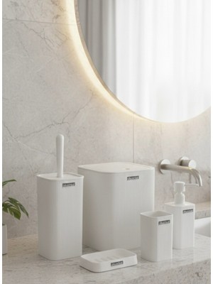 UltraMint Beyaz Çizgili Kare Banyo Seti, Şık ve Kullanışlı Tasarım