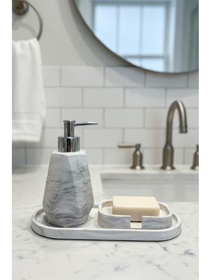 UltraMint Mermer Dokulu 3 Parça Lüks Banyo Seti: Sıvı Sabunluk, Katı Sabunluk, Oval Tepsi