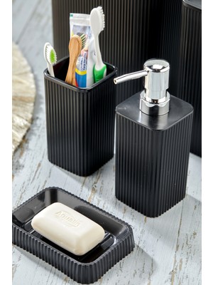 UltraMint Modern 3 Parça Kare Banyo Seti, Sıvı ve Katı Sabunluk, Diş Fırçası Organizer