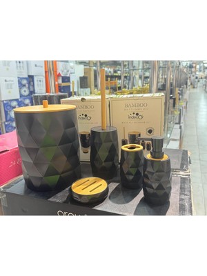 UltraMint Şık ve Doğal 5'li Bambu Banyo Seti, Rahatlatıcı ve Fonksiyonel Kullanım