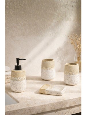 UltraMint Şık 4 Parça Seramik Banyo Seti, Modern ve Kullanışlı Tasarım