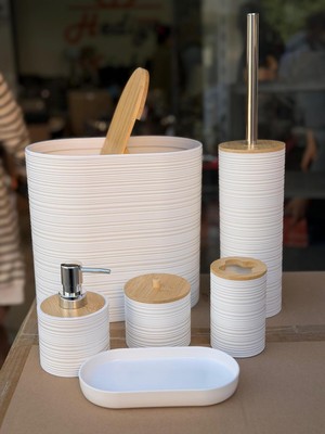 UltraMint Bambu Banyo Seti, Doğa Dostu ve Şık Temizlik Takımı