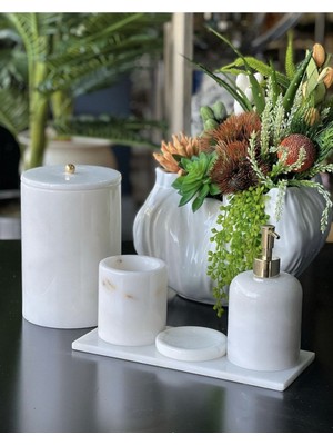 UltraMint Beyaz Mermer Gümüş 5'li Banyo Seti, Şıklık ve Fonksiyonellik Bir Arada